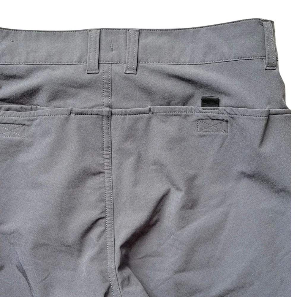 The North‎ Face Mens Gray Technical Hiking Shorts Size 30 Zipper Pocket Outdoor